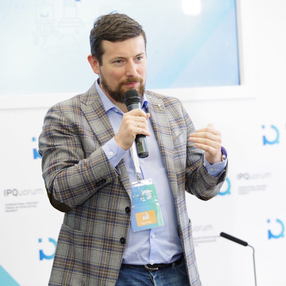 IPQuorum 2019. День 3. Сессия «IP-капитализация предприятий промышленных кластеров и технологических парков: от сетевого партнерства к глобальному рынку»