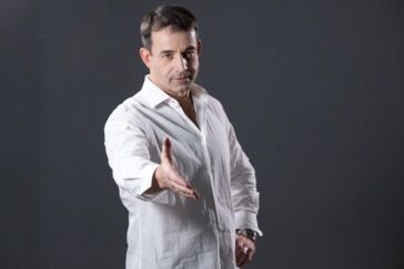 Дмитрий Певцов и Государственный Кремлевский оркестр представят синтетический спектакль «В списках не значился»