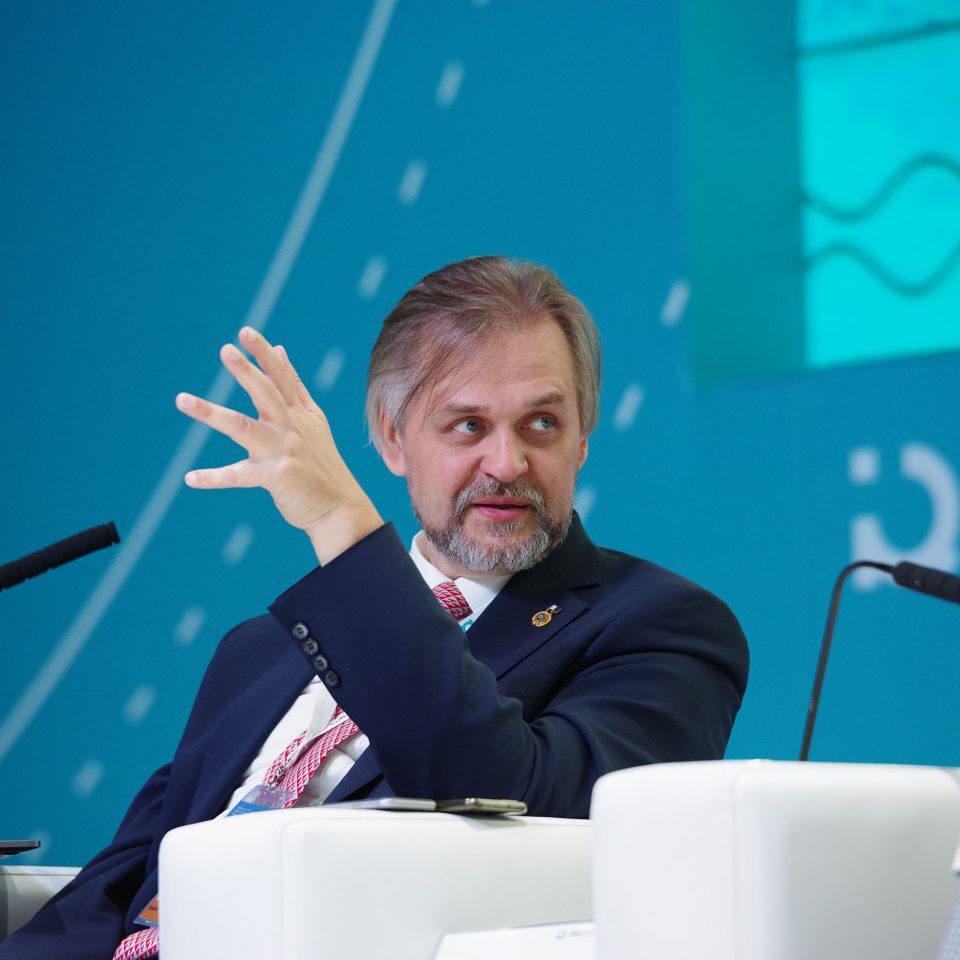 IPQuorum 2019. День 3. Сессия «HUB «С» Деньги в цифре. Экономика созидания: как цифровой мир изменил человека, как человек меняет экономику»