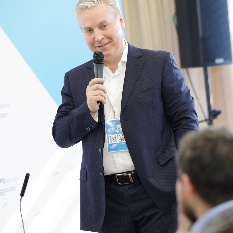 IPQuorum 2019. День 3. Сессия «IP-капитализация предприятий промышленных кластеров и технологических парков: от сетевого партнерства к глобальному рынку»