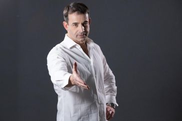 Дмитрий Певцов и Государственный Кремлевский оркестр представят синтетический спектакль «В списках не значился»