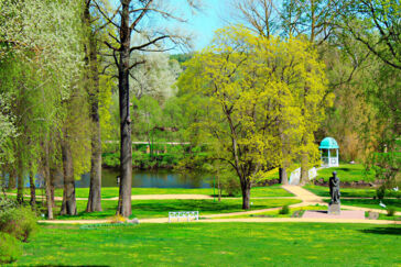 Золотые стога Овстуга