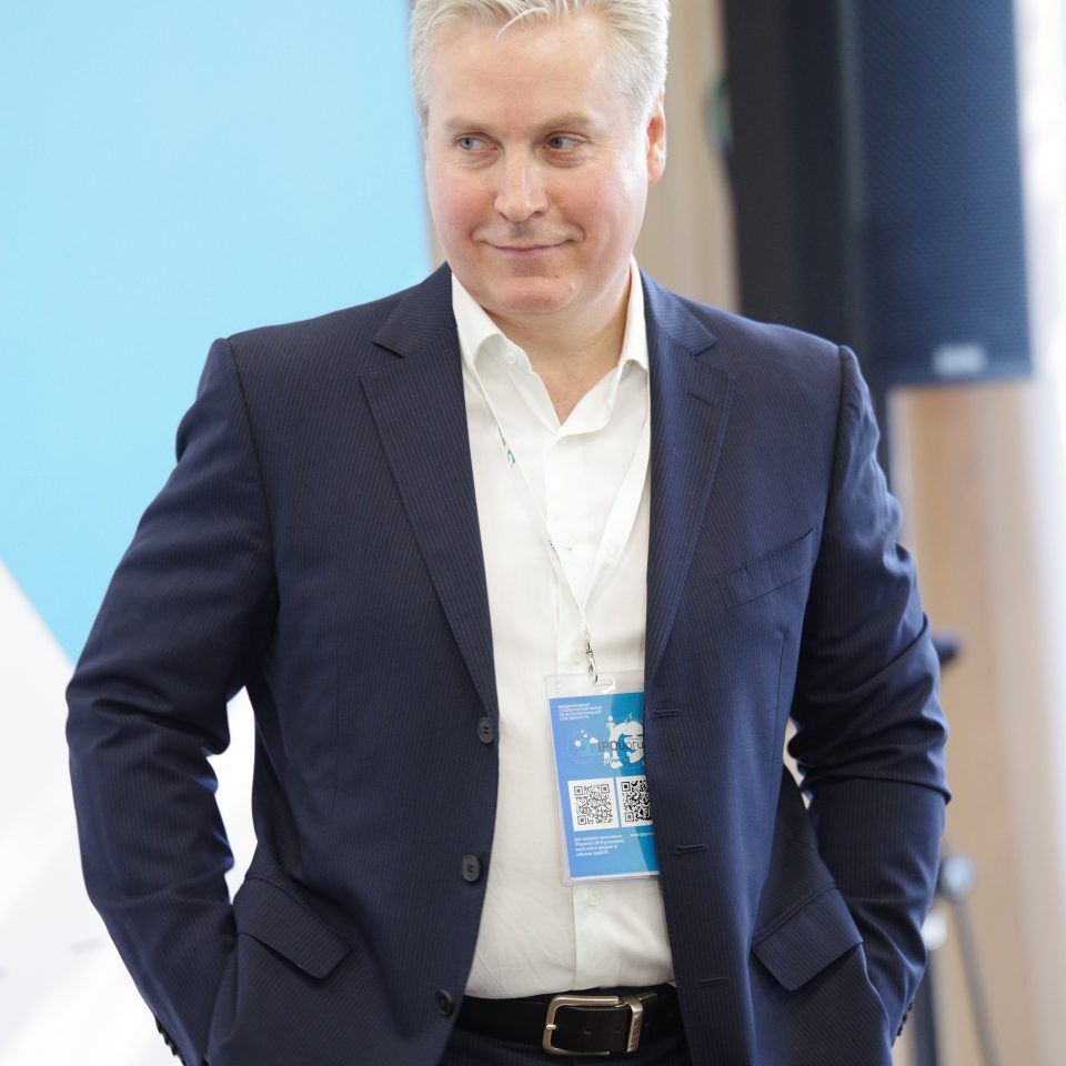 IPQuorum 2019. День 3. Сессия «IP-капитализация предприятий промышленных кластеров и технологических парков: от сетевого партнерства к глобальному рынку»