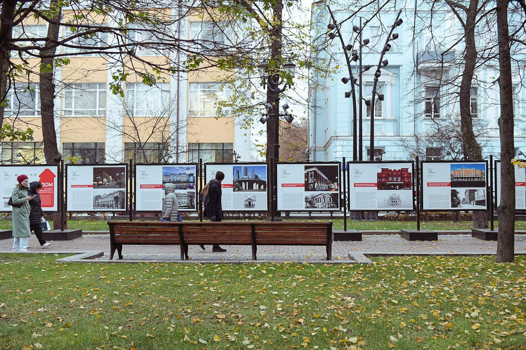 История и современность московских театров.  Фестиваль «Уроки режиссуры» открывает масштабную выставку на Страстном бульваре