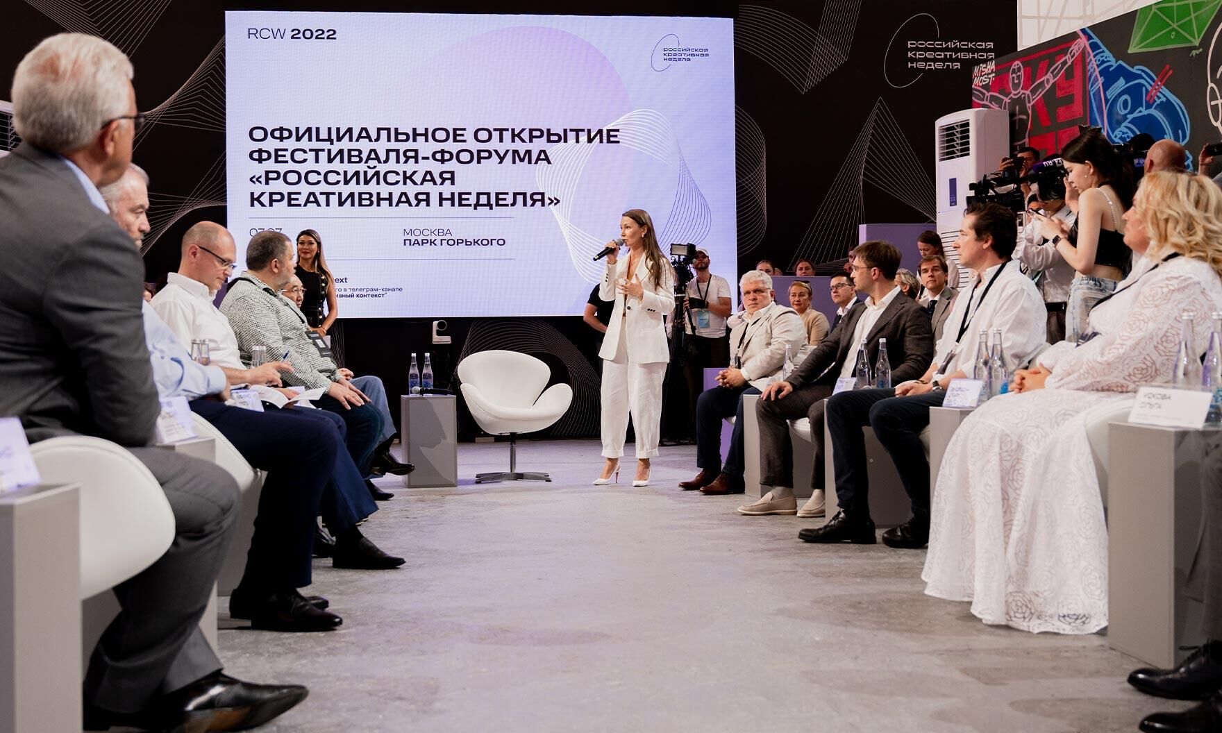 Марина Абрамова: «У нас появился шанс посмотреть на самих себя, вернуть самоуважение и веру в российские способности»