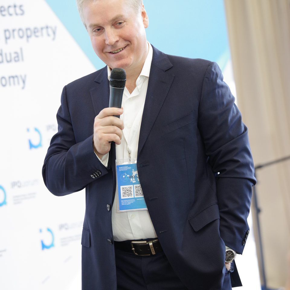 IPQuorum 2019. День 3. Сессия «IP-капитализация предприятий промышленных кластеров и технологических парков: от сетевого партнерства к глобальному рынку»