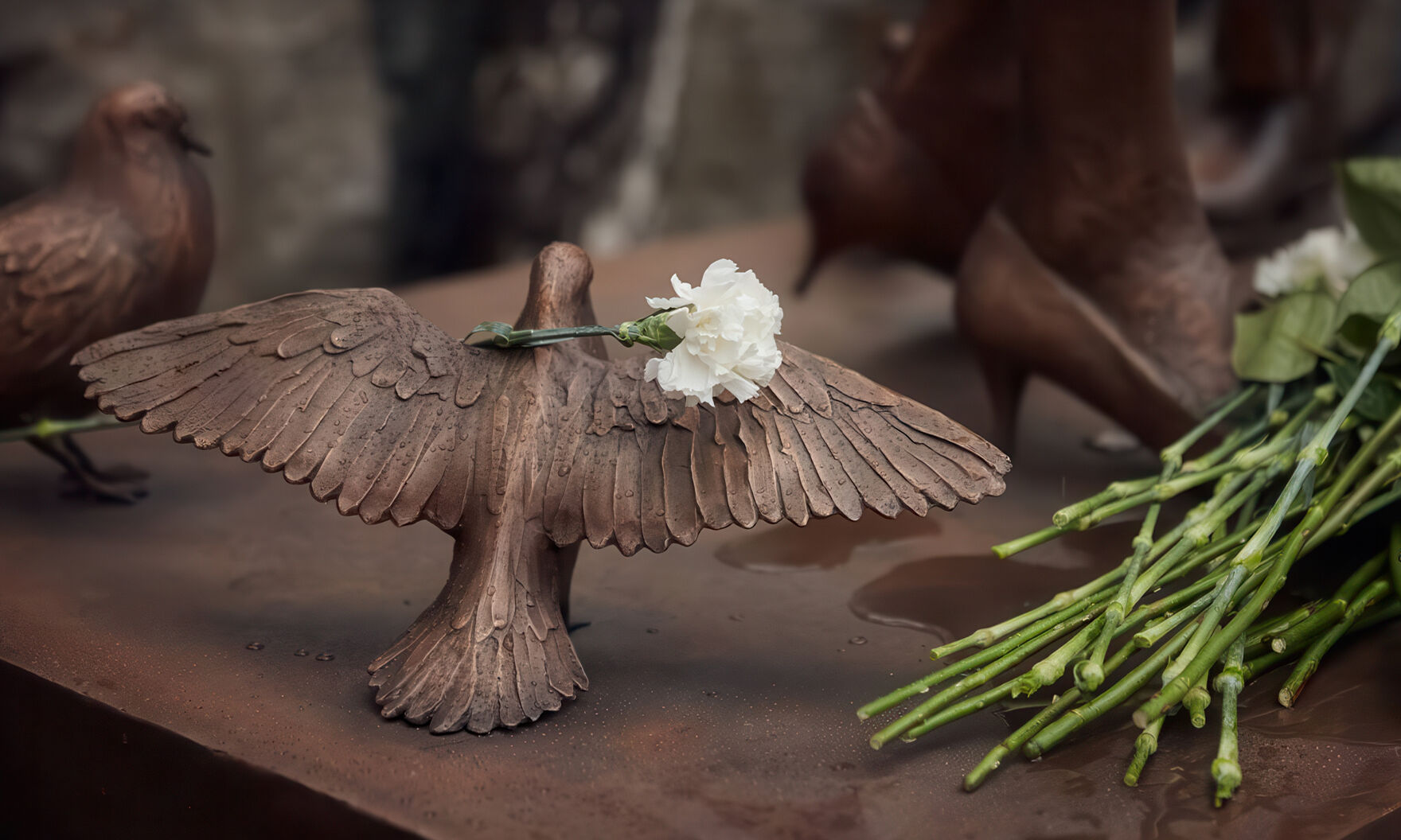 В Москве состоялось торжественное открытие скульптурной композиции, посвящённой основателям Камерного театра Александру Таирову  и Алисе Коонен 