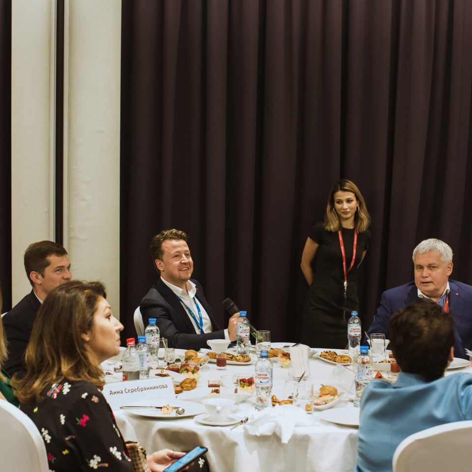 ПМЭФ 2019. Бизнес-завтрак Forbes.