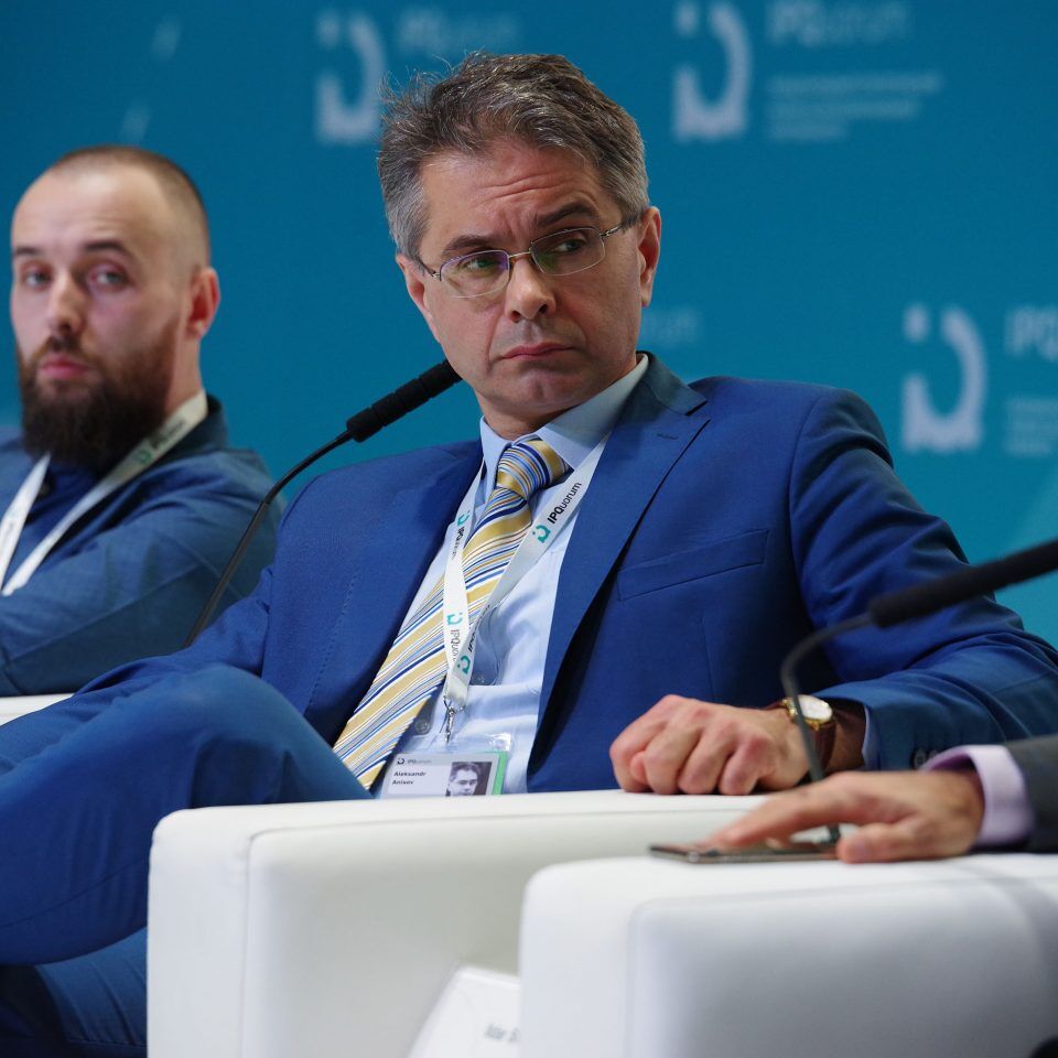 IPQuorum 2019. День 3. Сессия «HUB «С» Деньги в цифре. Экономика созидания: как цифровой мир изменил человека, как человек меняет экономику»